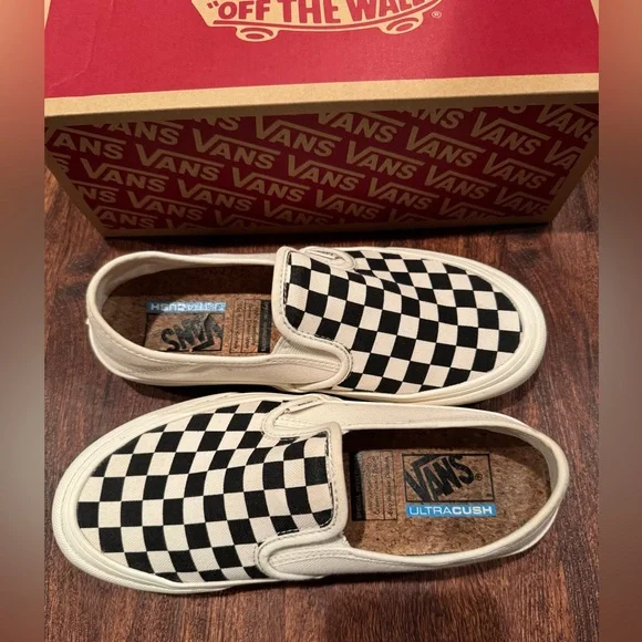 Vans Womens Slip-On Checkerboard Sneakers - Black and Cream - Picture 2 of 6